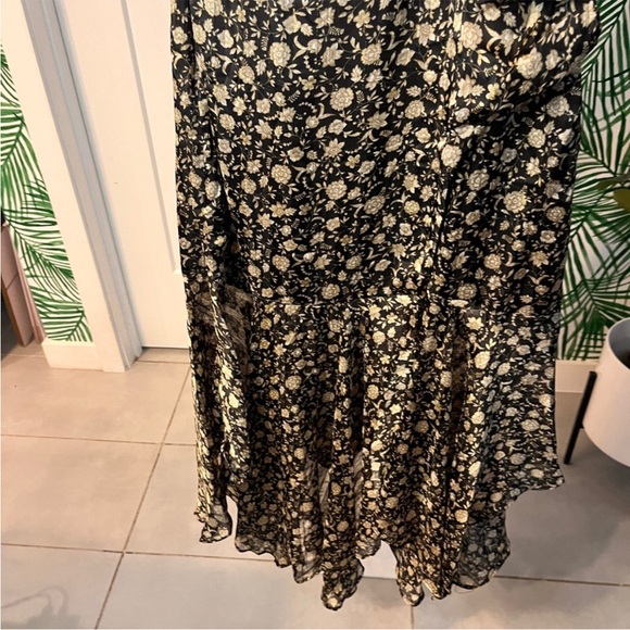 NWOT ASTR the Label Santorini Floral One
Shoulder Midi Ruffle Dress - Picture 8 of 15